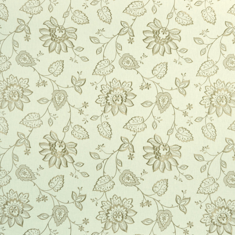 Liliana Linen